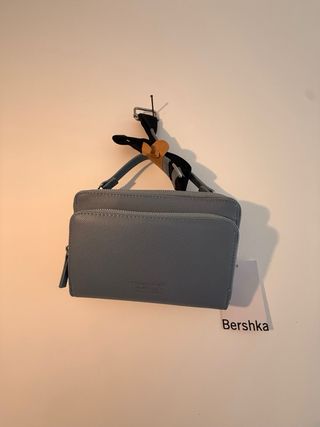 Bolso Bershka azul