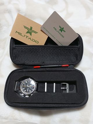 Reloj con estuche marca MILITADO 