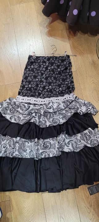 Falda Flamenca - Negra y Blanca