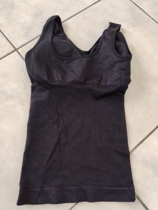 Canottiera nera - Coppe estraibili