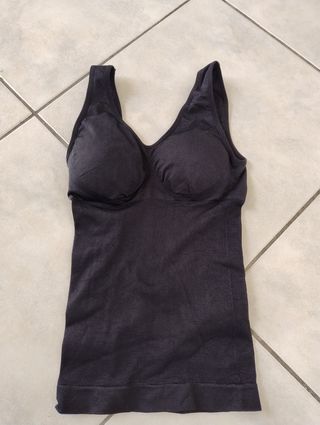 Canottiera nera - Coppe estraibili