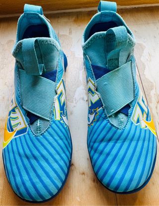 Zapatillas Nike Kylian Mbappe , talla 33