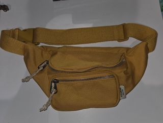 Riñonera Pull&Bear mostaza