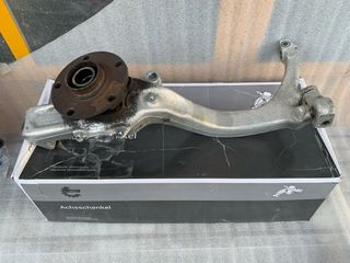 Mangueta Del. Der con Buje y Rodamiento Audi A4 B6