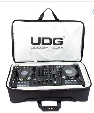 Maleta UDG Ultimate Midi