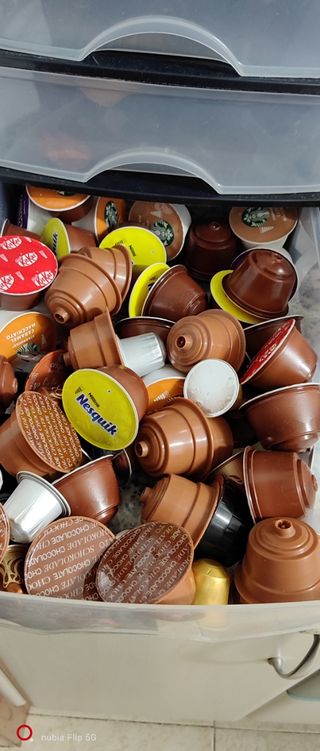 Cafetera cápsulas usada