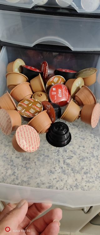 Cafetera cápsulas usada