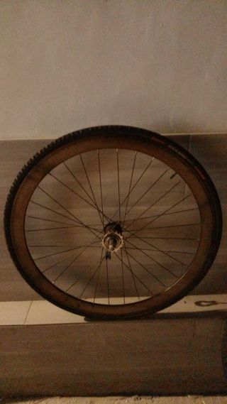 Rueda bici carretera 700c