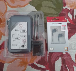 NUEVO.Funda 3DS,DSi,DS Lite+accesorios+auriculares