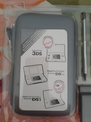 NUEVO.Funda 3DS,DSi,DS Lite+accesorios+auriculares