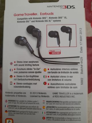 NUEVO.Funda 3DS,DSi,DS Lite+accesorios+auriculares