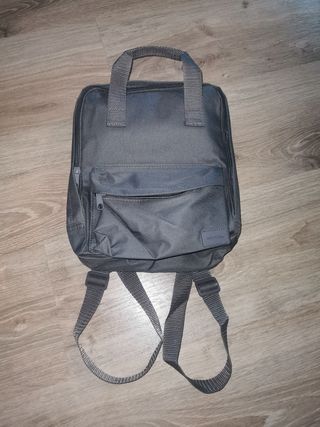 MINI MOCHILA SAFTA 