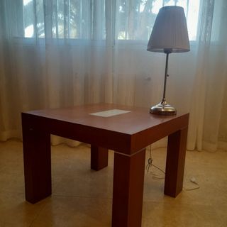 Mesa centro o rinconera madera marrón