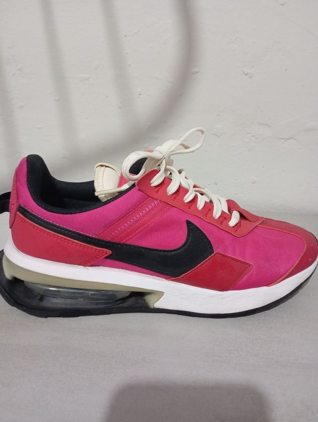 Zapatillas Nike - Rosa y Negro