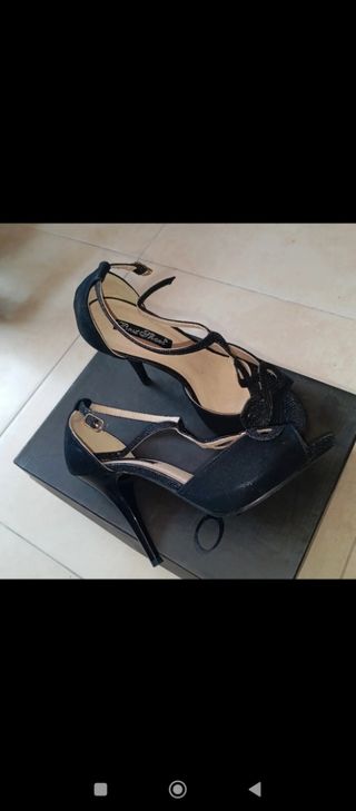 Sandalias tacón Best Shoes negras