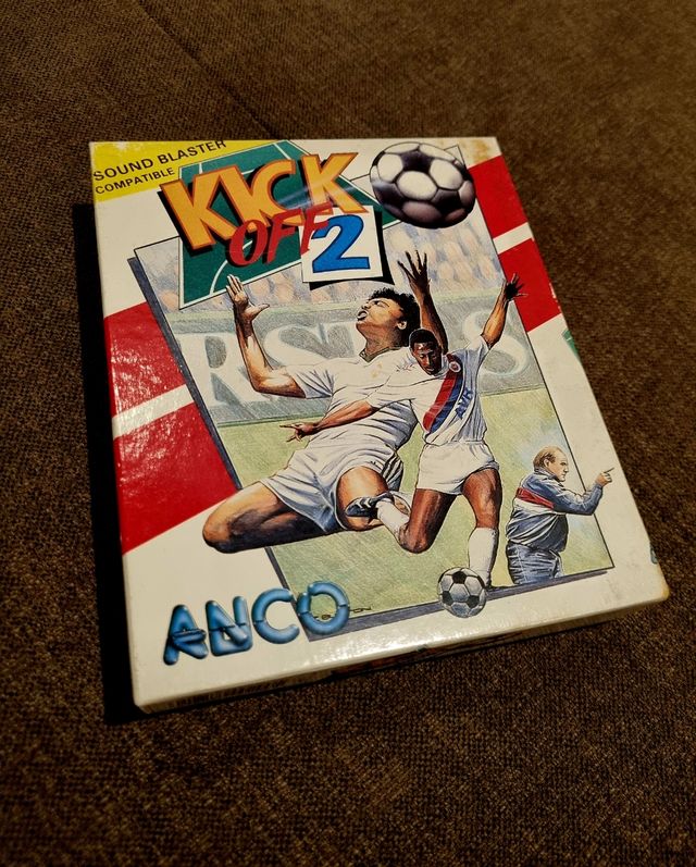 Kick Off 2 Pc game box computer vintage
