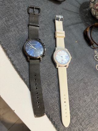 Relojes Emporio Armani y Tommy Hilfiger