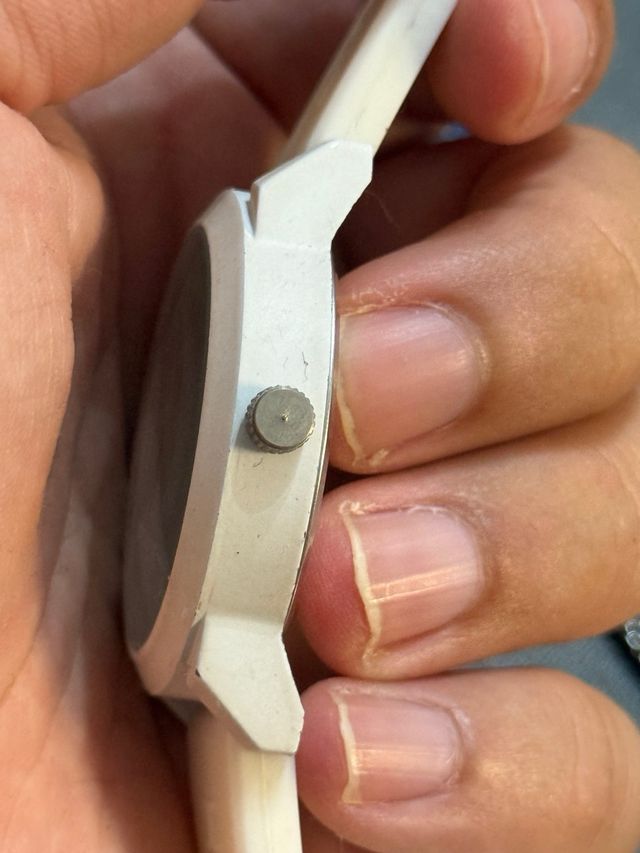 Relojes Emporio Armani y Tommy Hilfiger