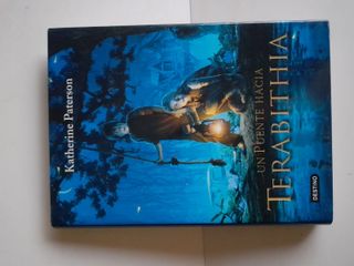 Un puente hacia Terabithia. Katherine Paterson