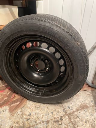 Neumatico con llanta