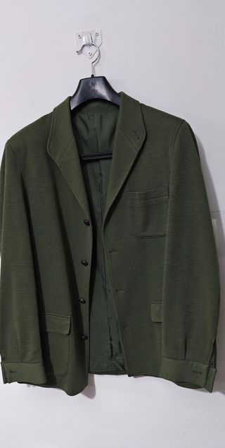Chaqueta y trajes varios colores