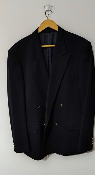 Chaqueta y trajes varios colores