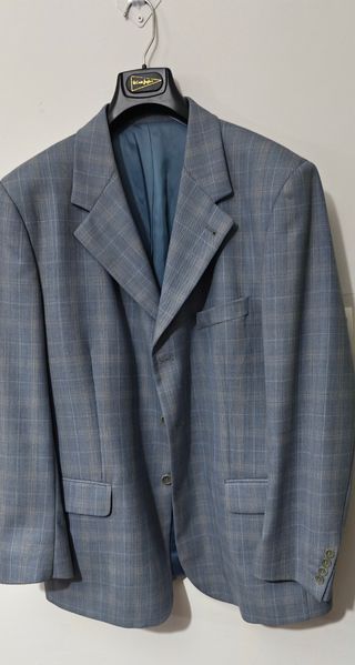 Chaqueta y trajes varios colores