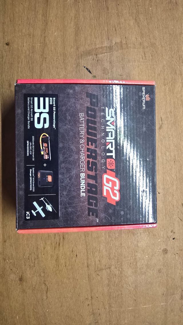Batería Spektrum Smart G2 2200mAh 3S mas cargador