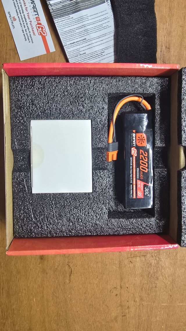 Batería Spektrum Smart G2 2200mAh 3S mas cargador