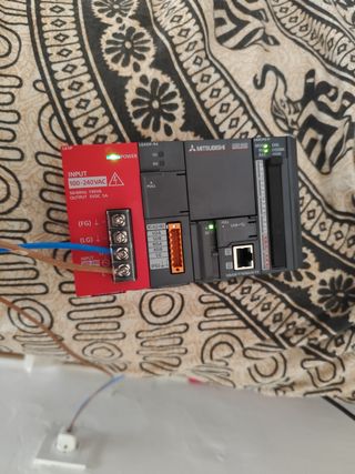 PLC Mitsubishi L02CPU-P L61P