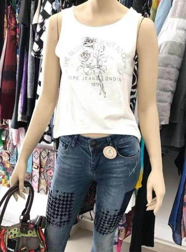 Camiseta Pepe Jeans blanca sin mangas