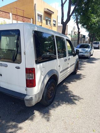 Ford Tourneo Connect 2006