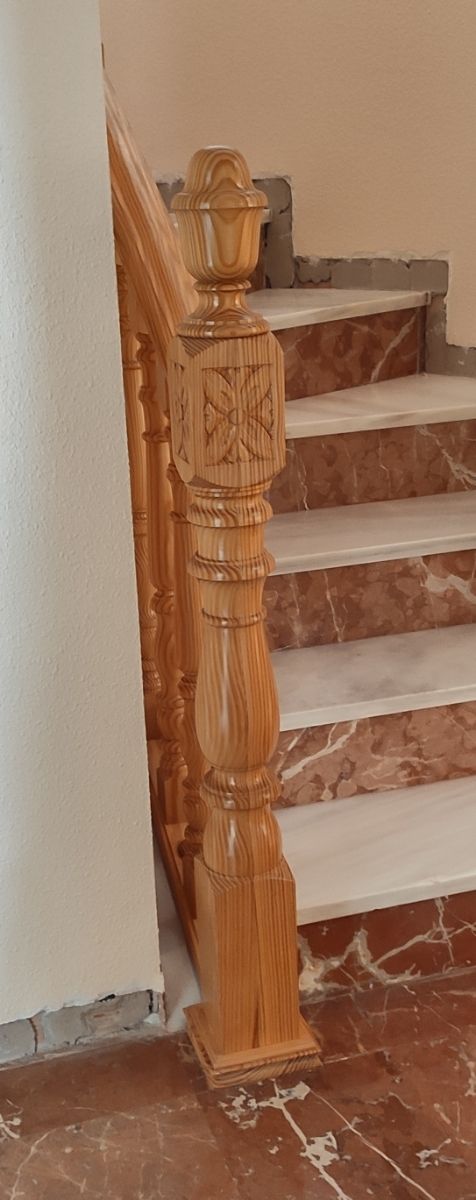 Baranda en madera de pino