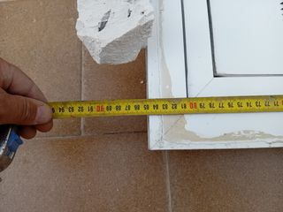 Puerta ventana blanca(habré a izquierdas)
