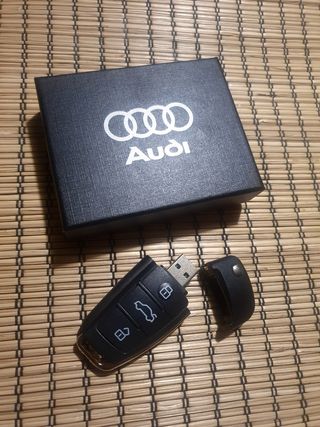Pendrive Usb 32GB llave coche Audi.