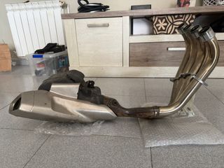 Escape Honda CBR 4 escapes