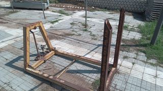 Transpaleta elevadora usada