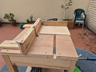 Fresadora Ryobi + mesa router