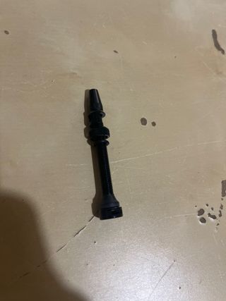 Válvula Tubeless 50mm Aluminio