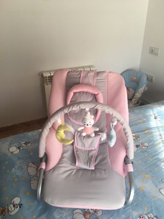 Silla mecedora bebé reborn
