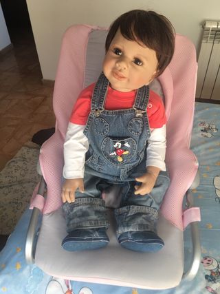 Silla mecedora bebé reborn