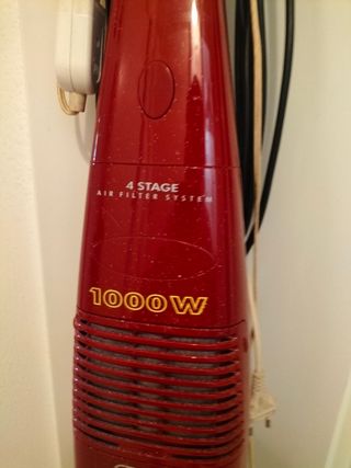 Aspirapolvere B&G Colombina 1000W