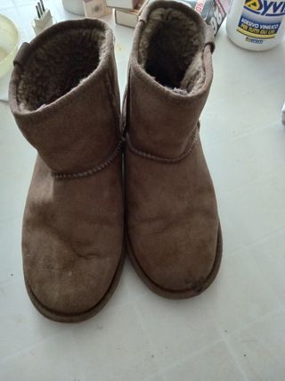 Stivaletti camoscio EMU n.40