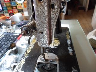 Máquina de Coser Singer Antigua