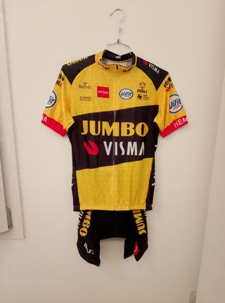 Completo ciclismo maglia pantaloncino Jumbo visma 