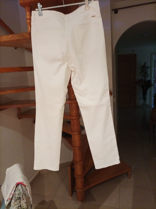 Pantalones vaqueros blancos mujer