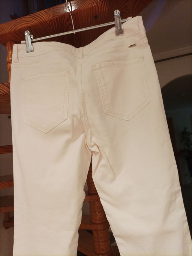 Pantalones vaqueros blancos mujer