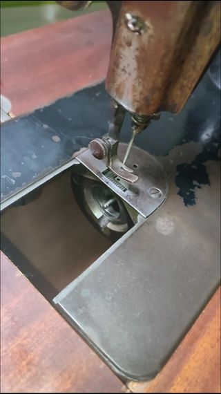 Máquina coser Singer antigua