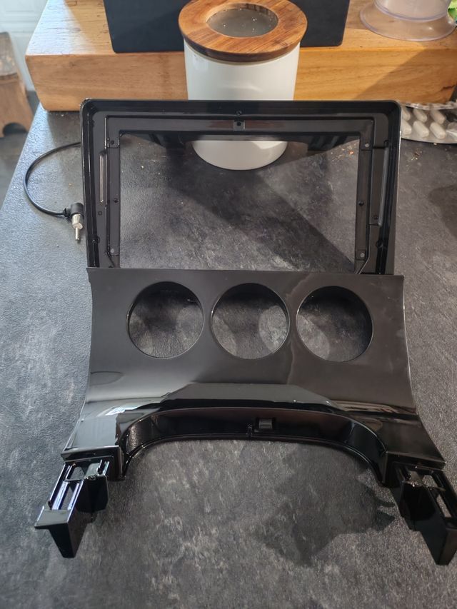 Marco radio Peugeot 3008/5008