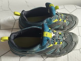 Zapatos montaña niño - TREK
